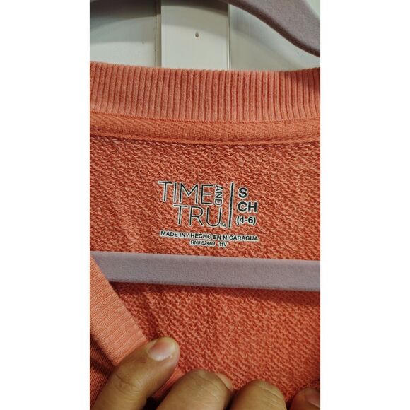 Time and Tru Women's Coral Small Long Sleeve Sweater - Picture 4 of 6